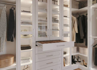 5 Must-Know Tips for Choosing a Luxury Walk-In Closet in Chantilly, VA